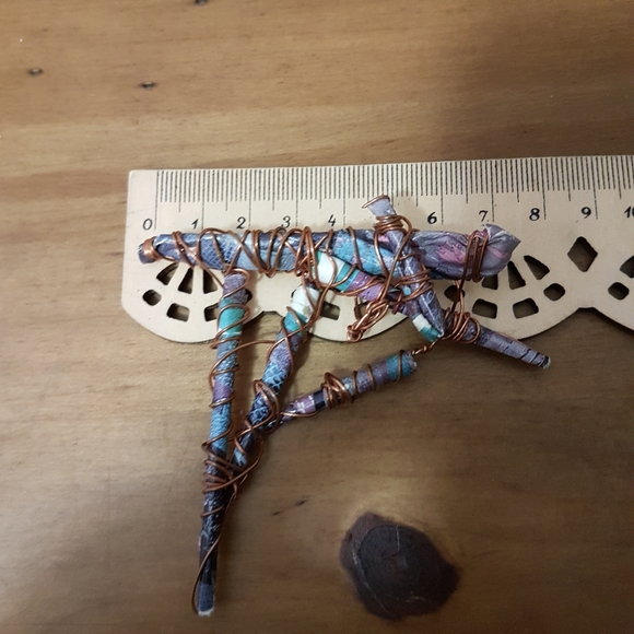 Vintage artisan made recycled paper brooch - Picture 3 of 4